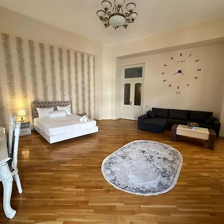 White Boutique Nizami Hotel Баку Екстериор снимка