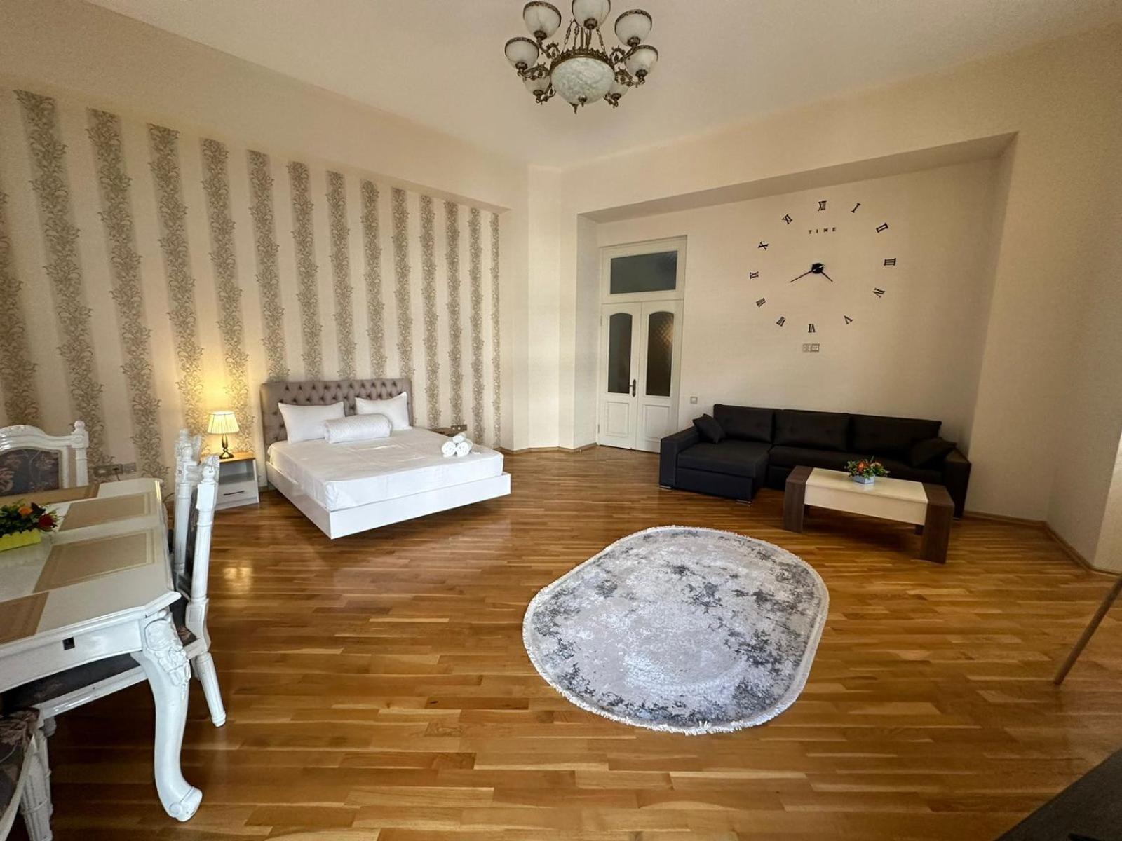 White Boutique Nizami Hotel Баку Екстериор снимка