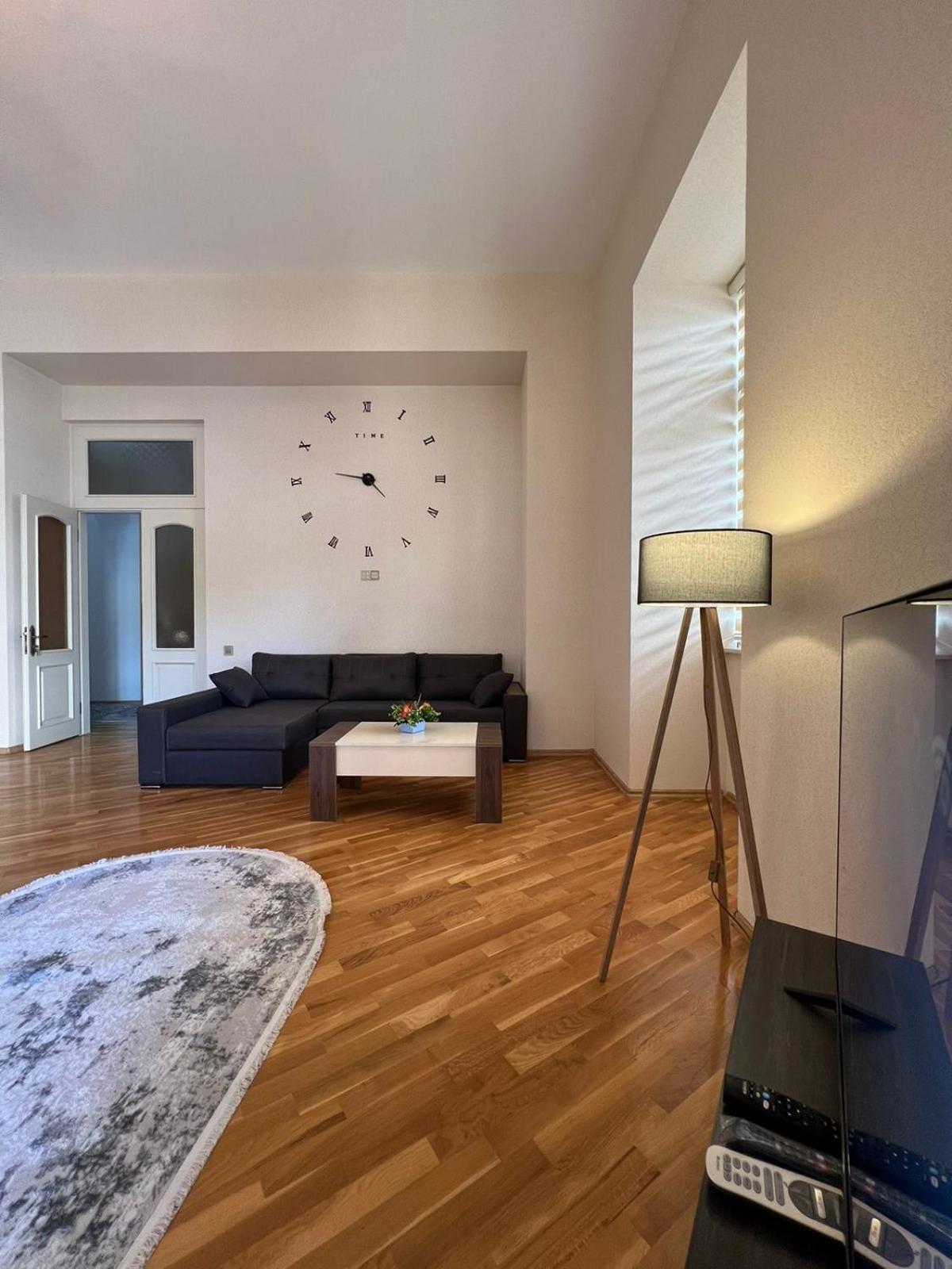 White Boutique Nizami Hotel Баку Екстериор снимка